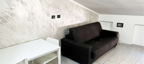 Studio in Cagliari, Italy No. 262992 5