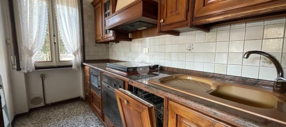 Villa de 4 divisões em Vittorio Veneto, Italy N.º 7303 7