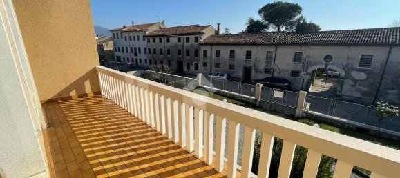 Villa de 4 divisões em Vittorio Veneto, Italy N.º 7303 27