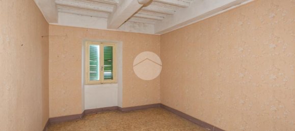 3 bedrooms House in Montemagno, Italy No. 263978 13