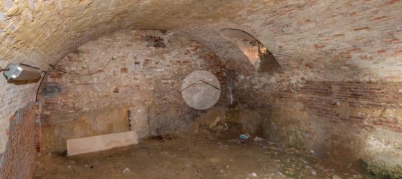 3 bedrooms House in Montemagno, Italy No. 263978 22