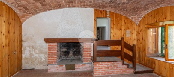 3 bedrooms House in Montemagno, Italy No. 263978 3