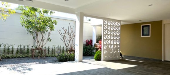 3 bedrooms Villa for sale in Pattaya, Chonburi, Eastern Thailand, Thailand № 62768 17