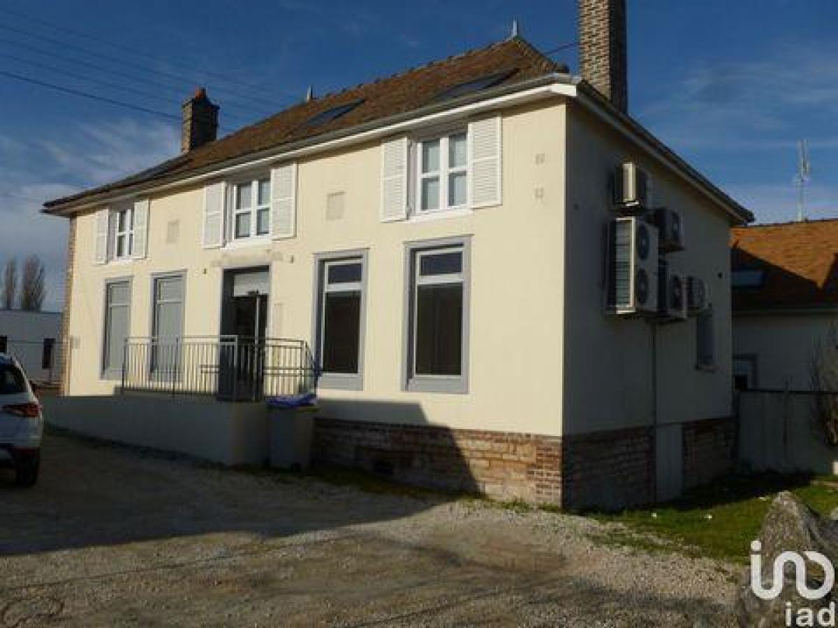 Fábrica en Troyes, France 155 m² No. 19442