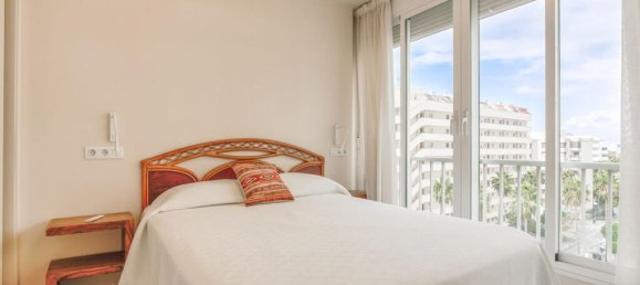 2 bedrooms Apartment in Marbella, Spain No. 185035 4