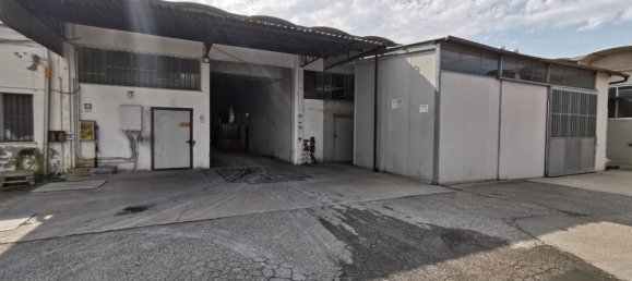 1750m² Warehouse in Cerea, Italy No. 376383 2