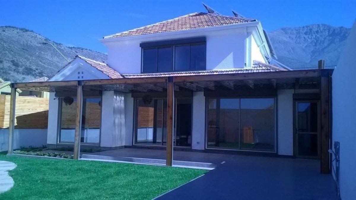 5 bedrooms House in Santiago, Chile No. 2792