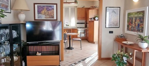 Квартира с 4 комнатами в Бругерио, Италия № 109230 17