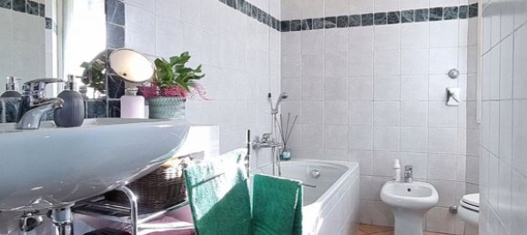 Квартира с 4 комнатами в Бругерио, Италия № 109230 44