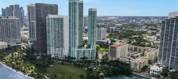 1 Schlafzimmer Gewerbliche Immobilien in Miami, USA, Nr. 615716 5