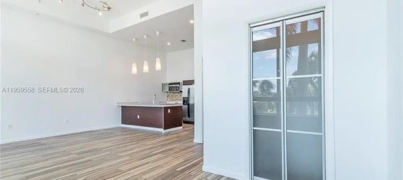 1 Schlafzimmer Gewerbliche Immobilien in Miami, USA, Nr. 615716 13