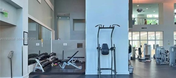 1 Schlafzimmer Gewerbliche Immobilien in Miami, USA, Nr. 615716 3