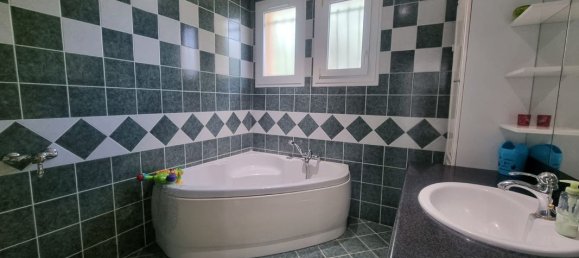 6 غرف نوم منزل في Gueugnon, France رقم 339748 8