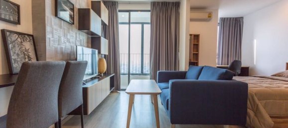 Condominio de 1 dormitorio en Bang Rak, Thailand No. 10163 2