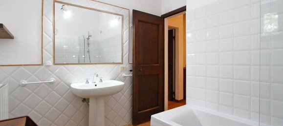 25 rooms House in Corciano, Italy No. 55857 15