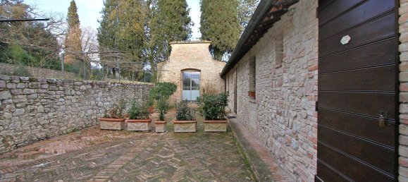 25 rooms House in Corciano, Italy No. 55857 28