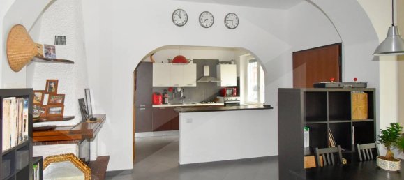 3-salle Appartement à Nerviano, Italy No. 27797 4