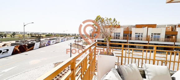 3 bedrooms Townhouse in Dubai, UAE No. 24622 9