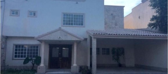 3 bedrooms House in Playa Vicente, Mexico No. 181327 2