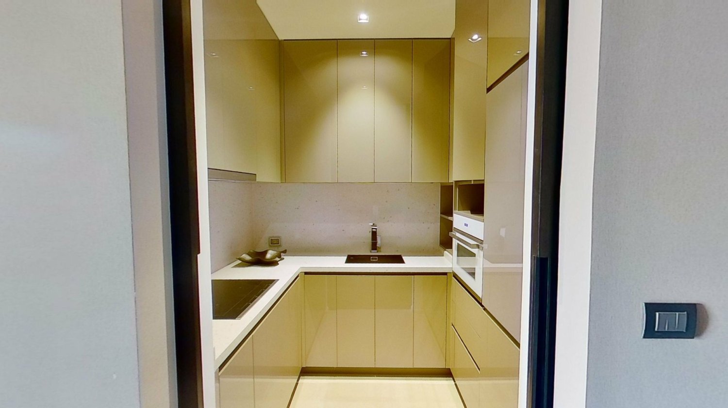 Apartamento com 2 quartos em condomínio em Watthana, Thailand N.º 77722