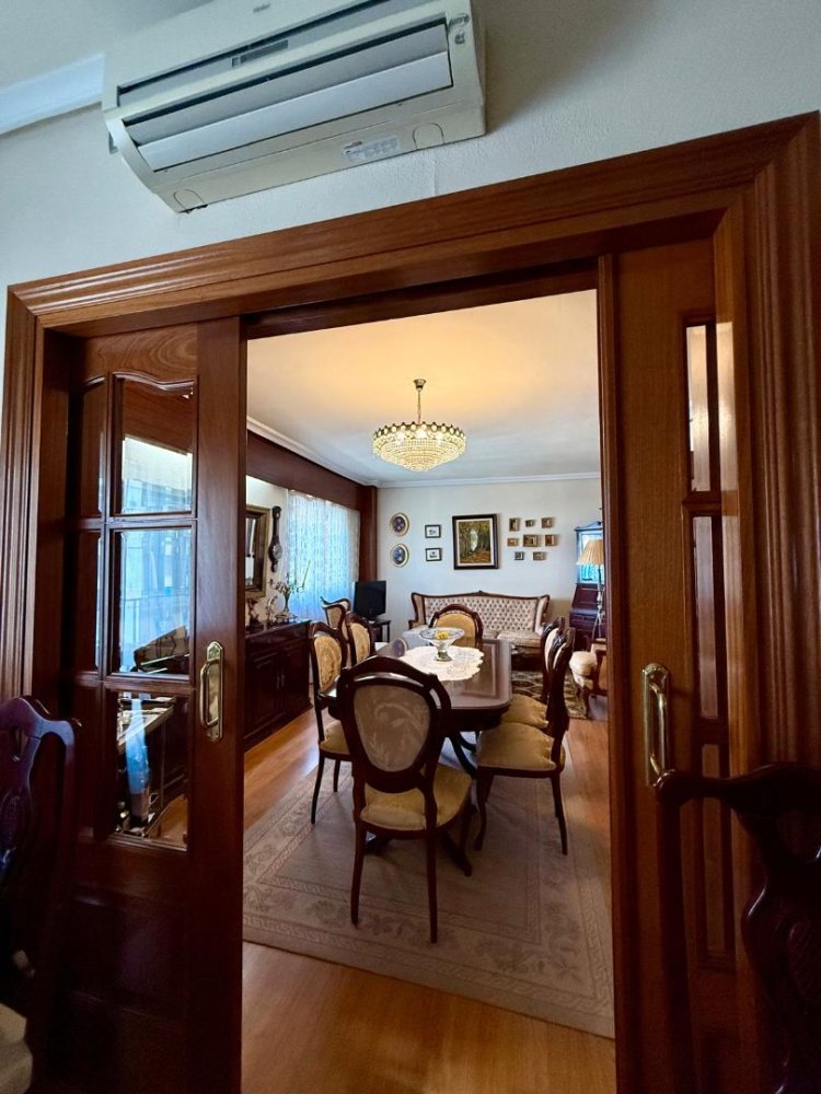 Apartamento de 3 dormitorios en Cáceres, Spain No. 218412