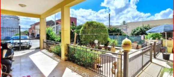 4 Schlafzimmer Wohnung in Paceco, Italy, Nr. 315773 10