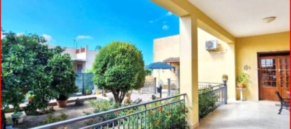 4 Schlafzimmer Wohnung in Paceco, Italy, Nr. 315773 9