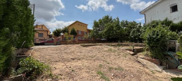 517m² Land in Barcelona, Spain No. 171850 6