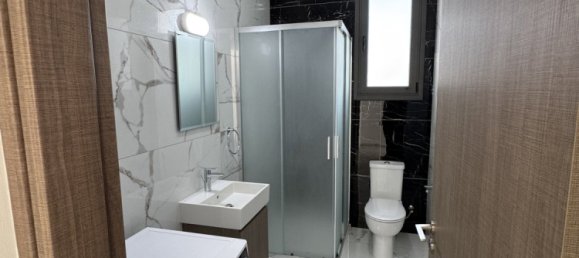 2 bedrooms Apartment in Larnaca, Cyprus No. 26143 9