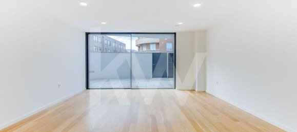 4 Schlafzimmer Haus in Madalena, Portugal, Nr. 136233 12