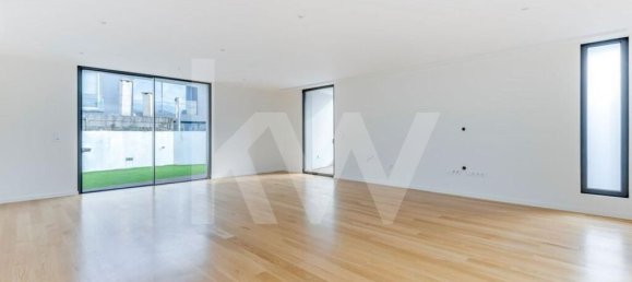 4 Schlafzimmer Haus in Madalena, Portugal, Nr. 136233 16