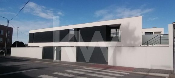 4 Schlafzimmer Haus in Madalena, Portugal, Nr. 136233 5