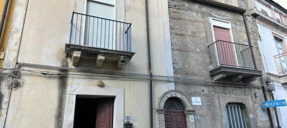 3 bedrooms House in Rodì Milici, Italy No. 178202 2