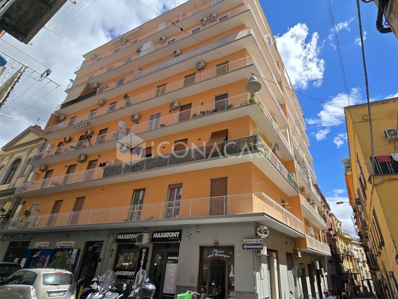 3غرفة شقة في Naples, Italy رقم 266707