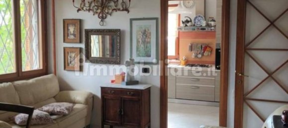 6 bedrooms Villa in Carrara, Italy No. 48090 11