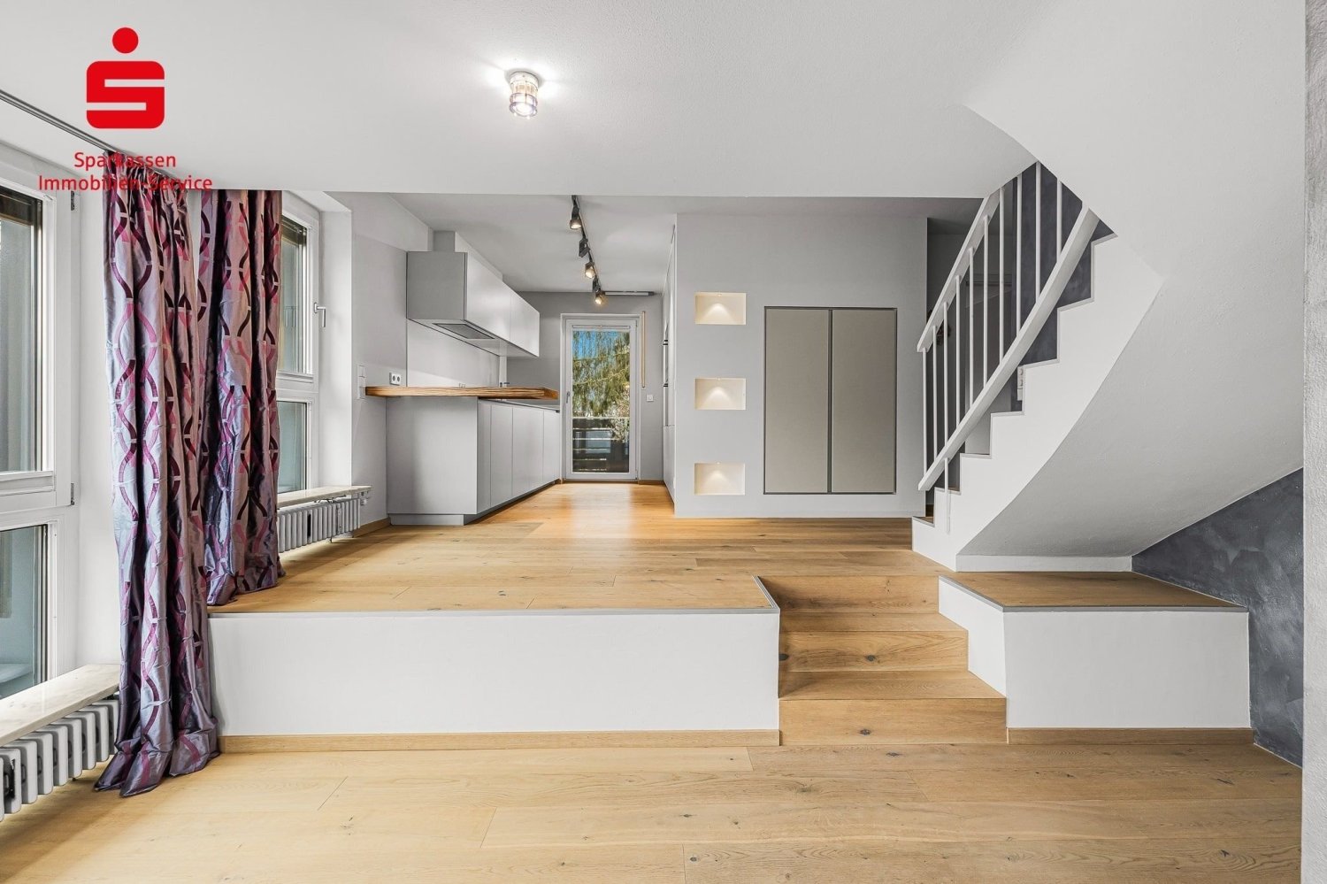 Duplex de 3 divisões em Munich, Germany N.º 157475