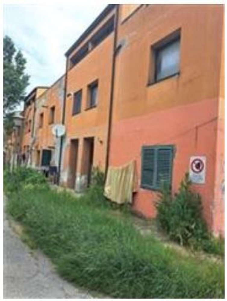 2 bedrooms Villa in Urbino, Italy No. 364656