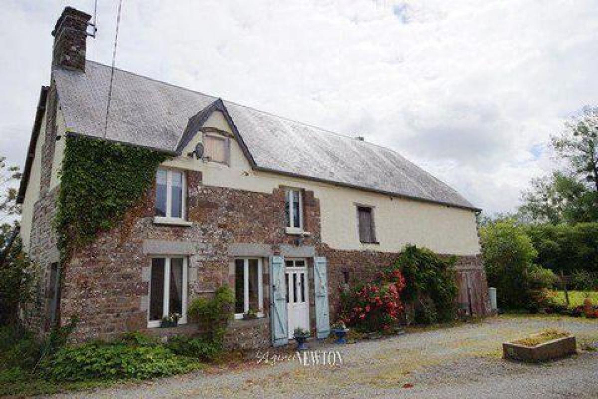 3 bedrooms House in Hambye, France No. 5410