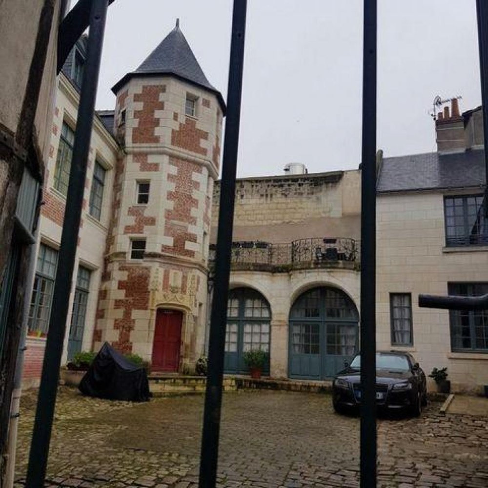 3 bedrooms Condo in Tours, France No. 3364