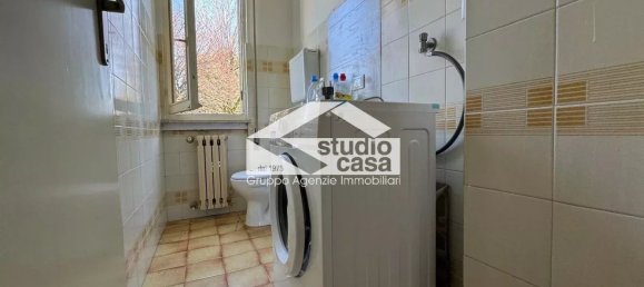 3-salle Appartement à Soresina, Italy No. 117179 16