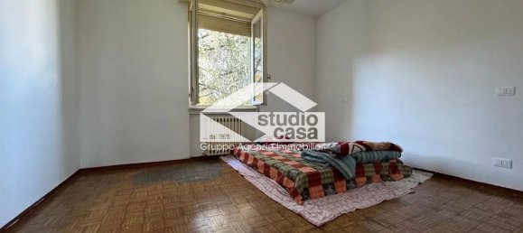 3-salle Appartement à Soresina, Italy No. 117179 14