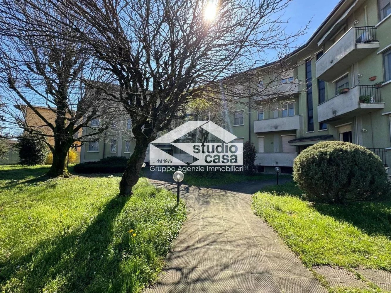 3-salle Appartement à Soresina, Italy No. 117179