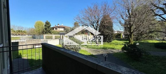 3-salle Appartement à Soresina, Italy No. 117179 6