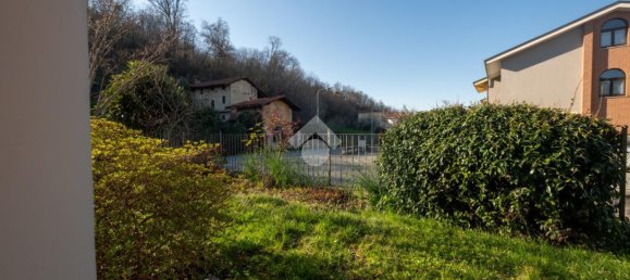 6 rooms House in Verzuolo, Italy No. 24371 36
