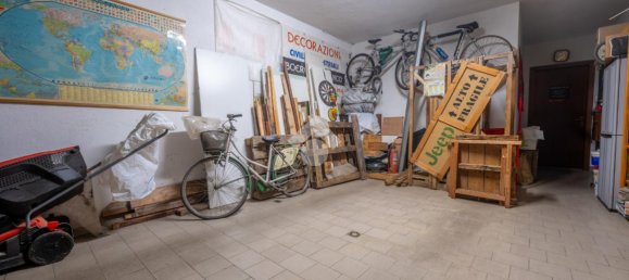 6 rooms House in Verzuolo, Italy No. 24371 31