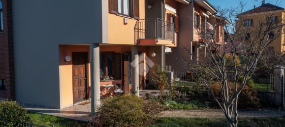 6 rooms House in Verzuolo, Italy No. 24371 33