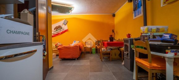 6 rooms House in Verzuolo, Italy No. 24371 28