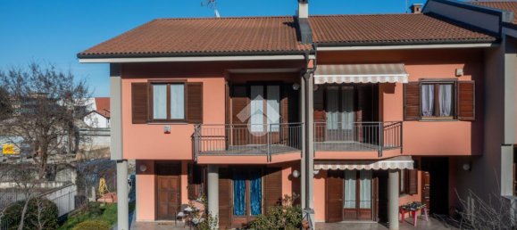 6 rooms House in Verzuolo, Italy No. 24371 37