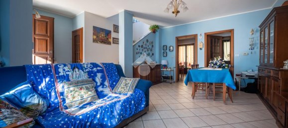 6 rooms House in Verzuolo, Italy No. 24371 4