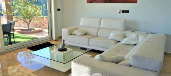 Casa de 3 dormitorios en Torre del Mar, Spain No. 54135 2